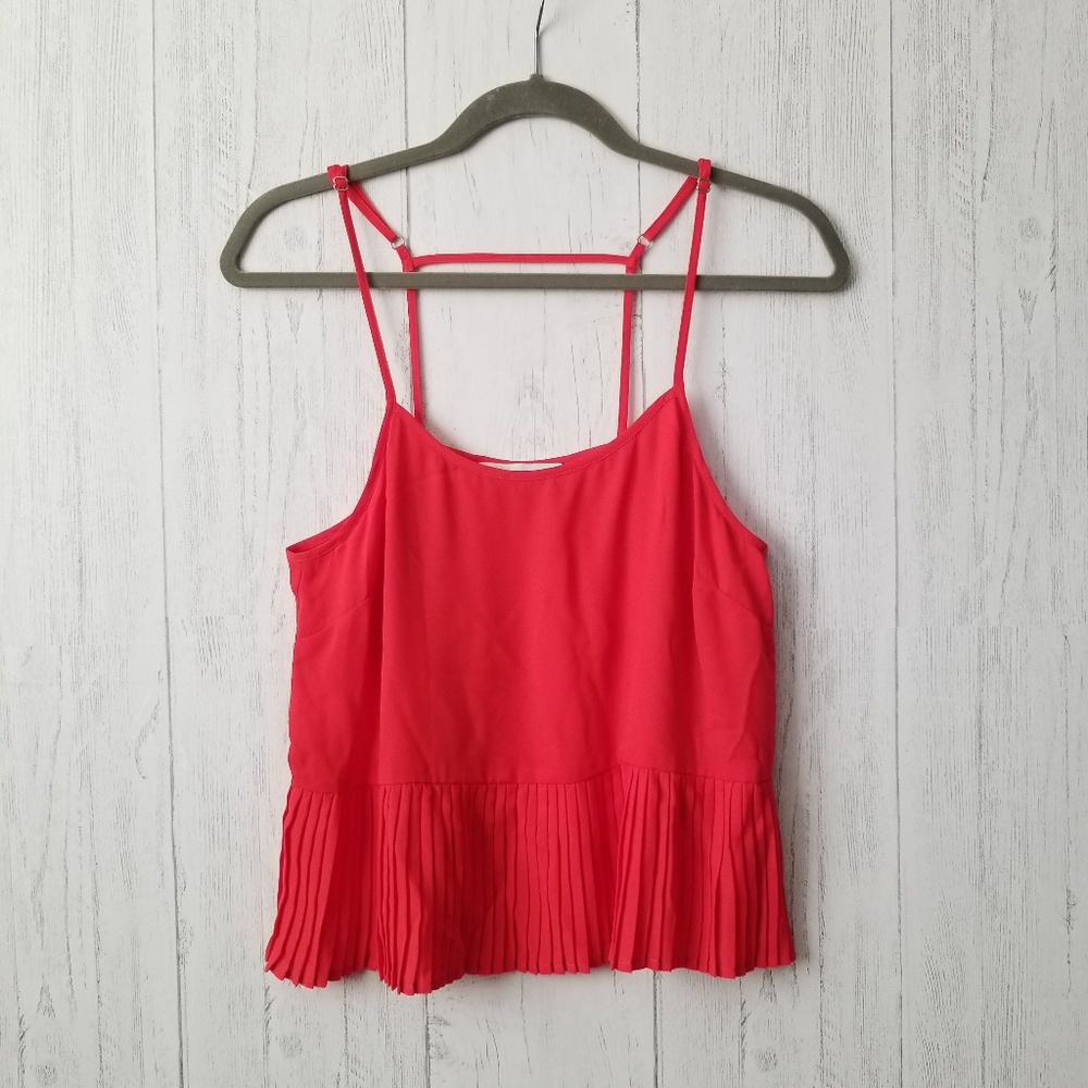 NWOT WAYF Pleated Coral Cami Size Small